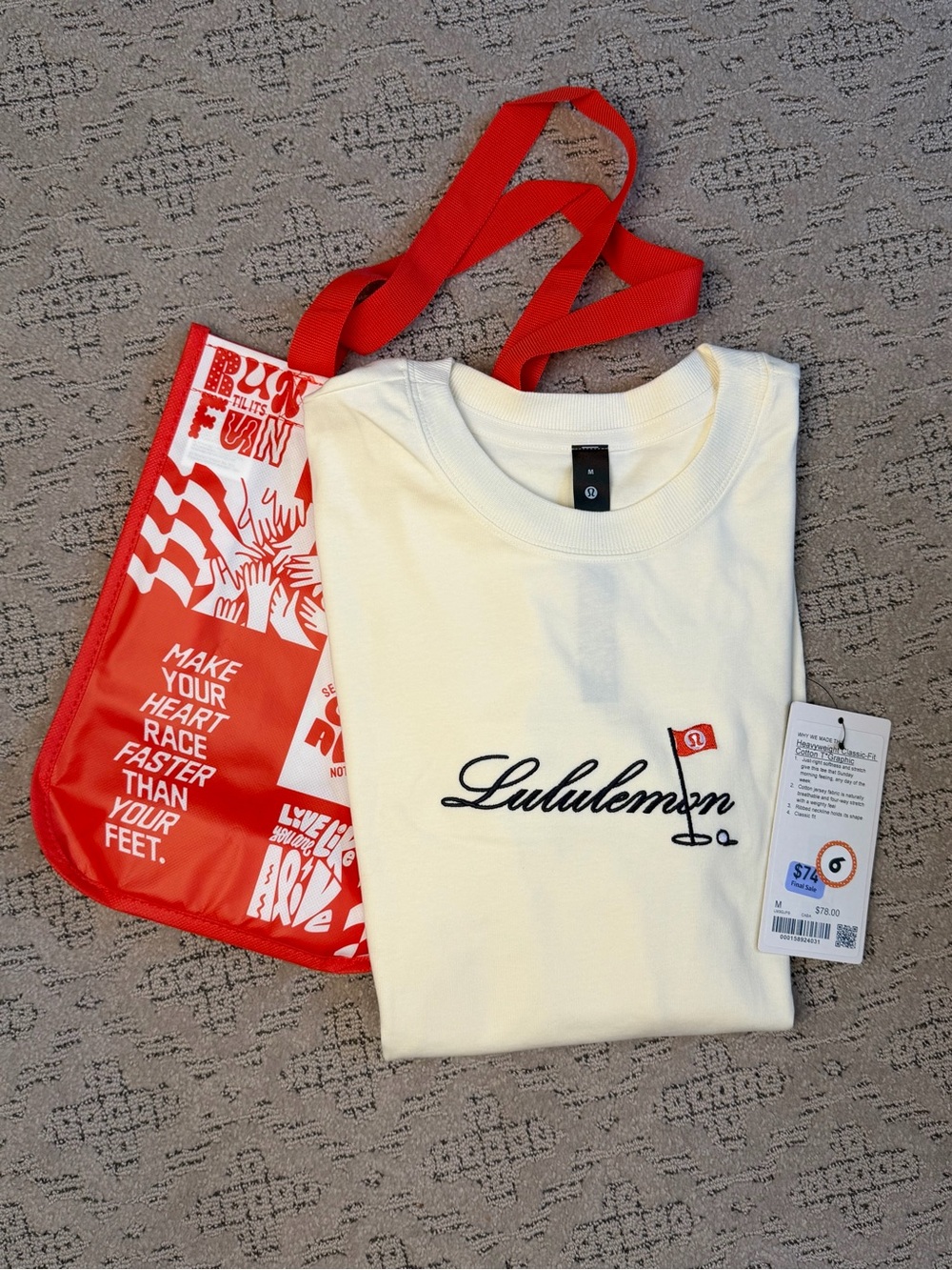 lululemon Mens size M Heavyweight 
Cotton T Graphic